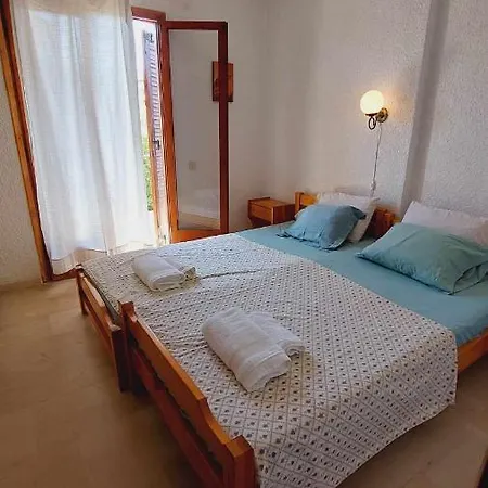 Apartment Cozy & Comfort Polychrono